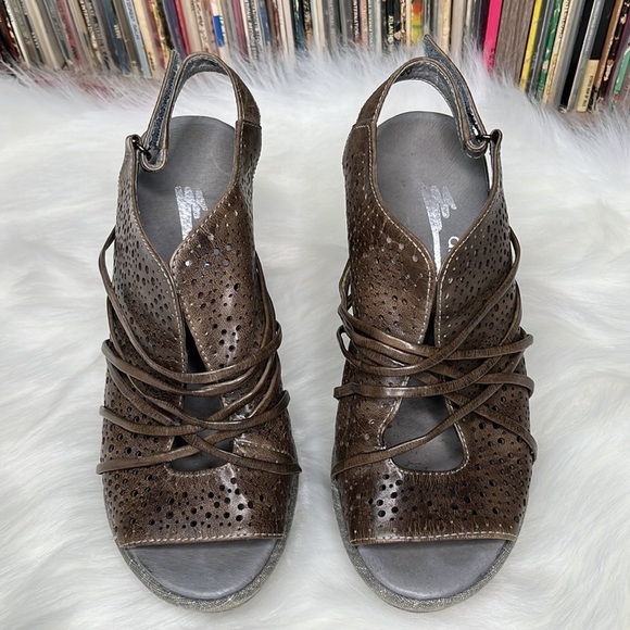 Antelope Block Heel Platform Sling Back Sandals with Crisscross Straps Size 36 - Picture 4 of 9